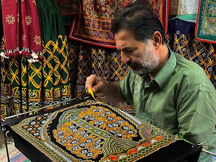 Rogan Art Khatri family workshop Nirona — Tree of Life painting